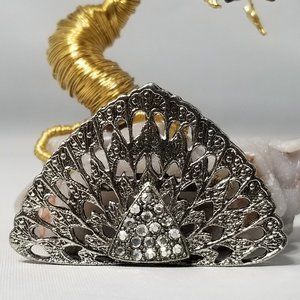 STEINMETZ SILVER SF 48758 RHINESTONE PIN BROOCH